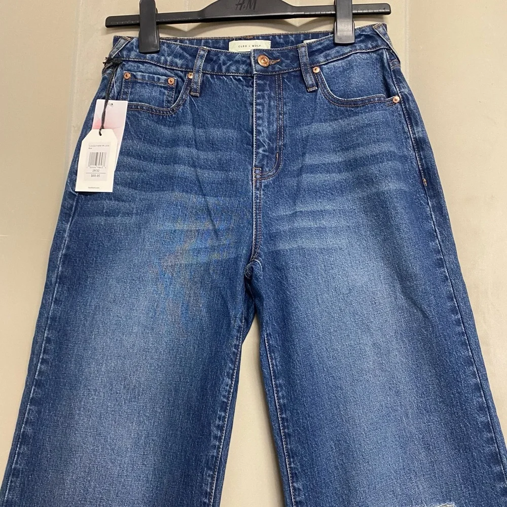 Cleo + Wolf Women’s Jeans 28x32 High Rise Loose Flare Bootcut Distressed NWT